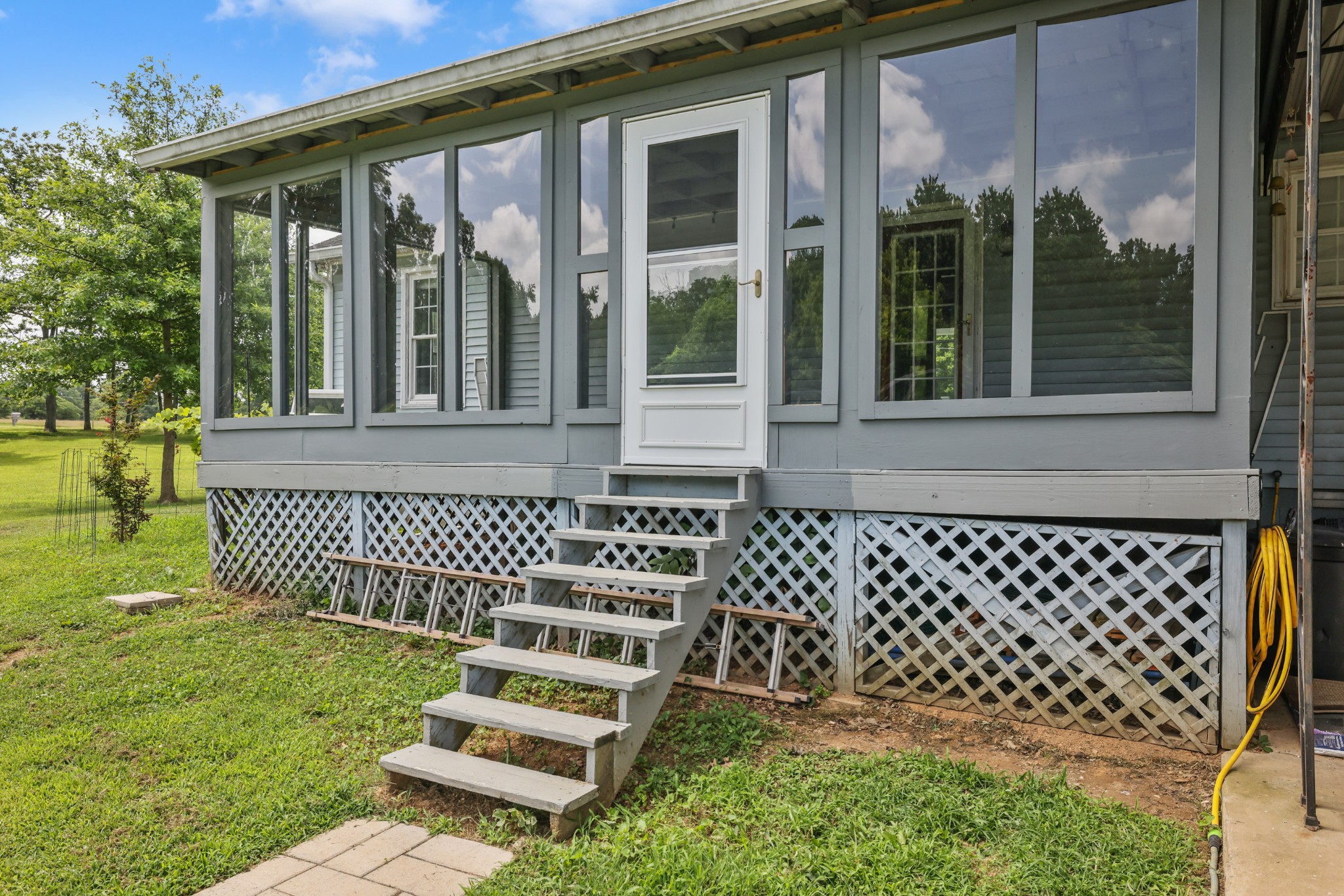 2736 Gideon Rd