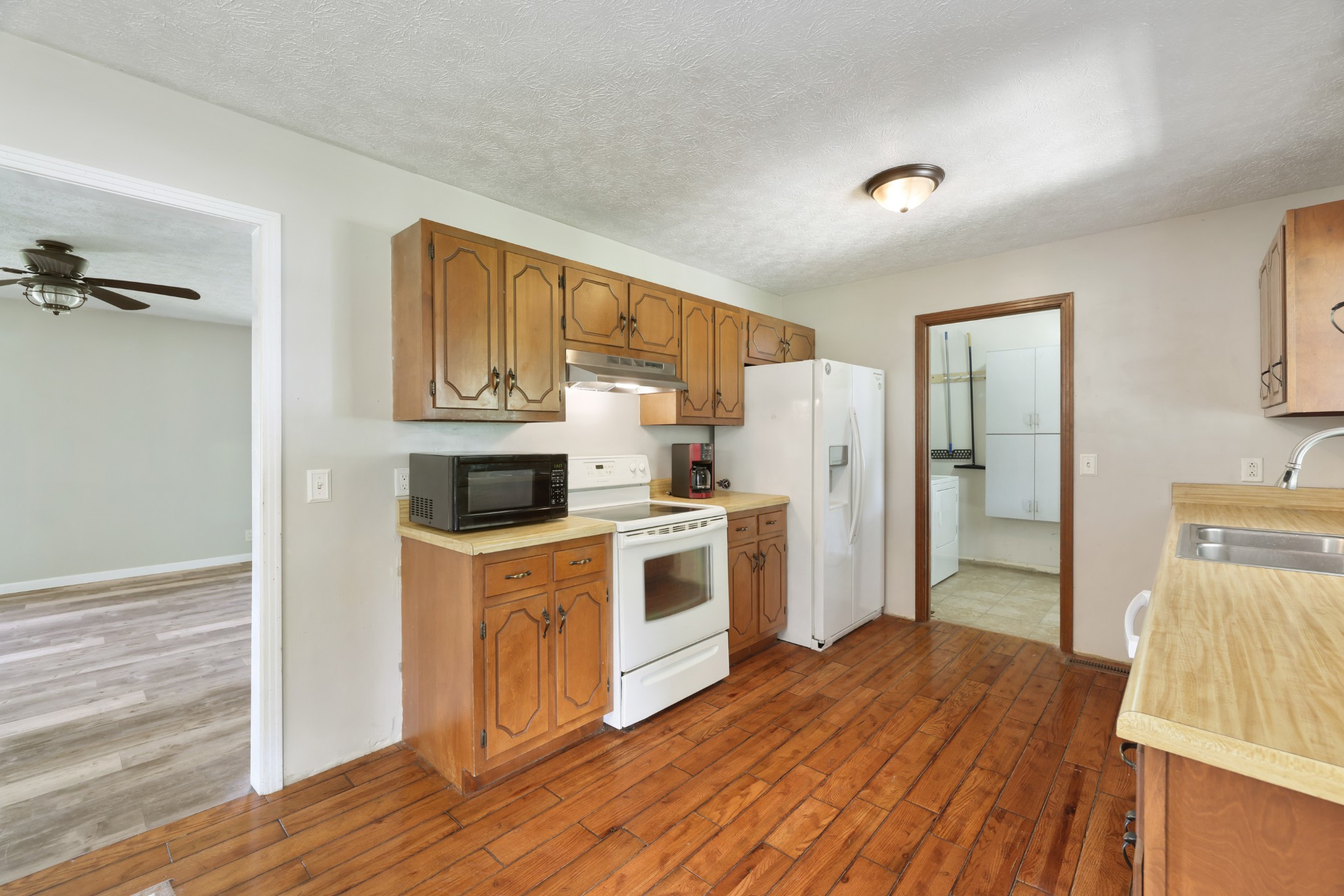 2736 Gideon Rd