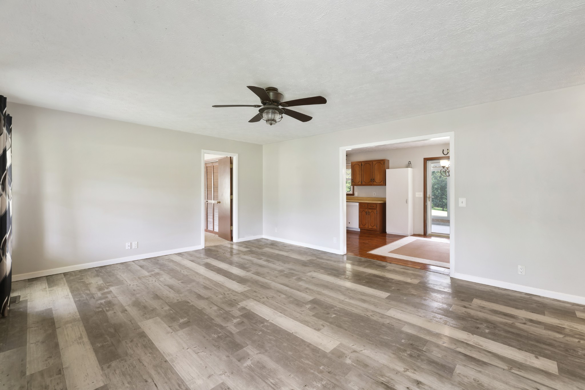 2736 Gideon Rd