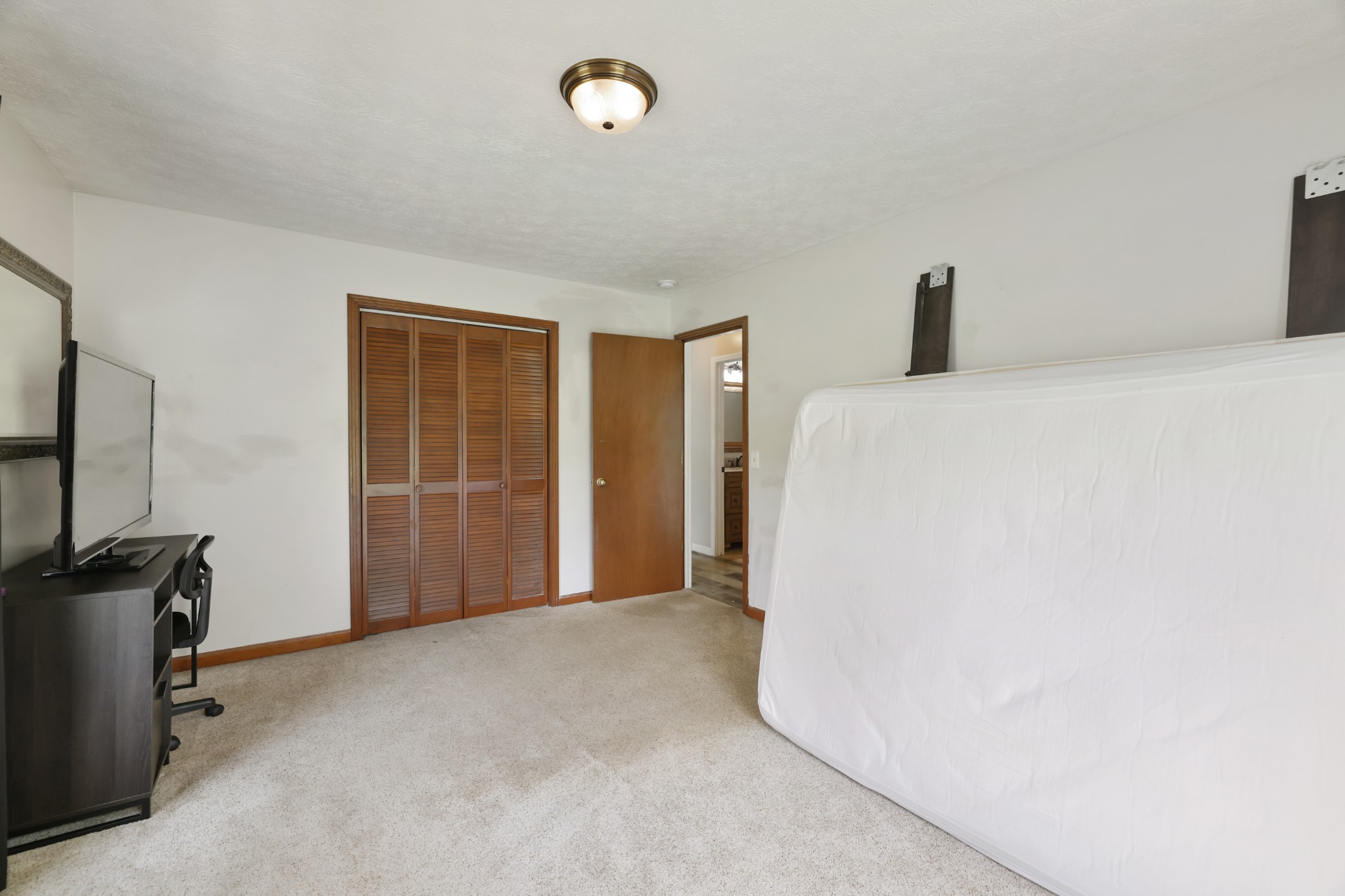 2736 Gideon Rd