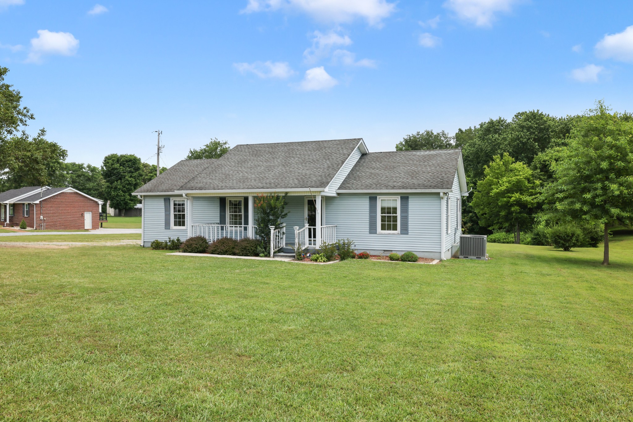 2736 Gideon Rd