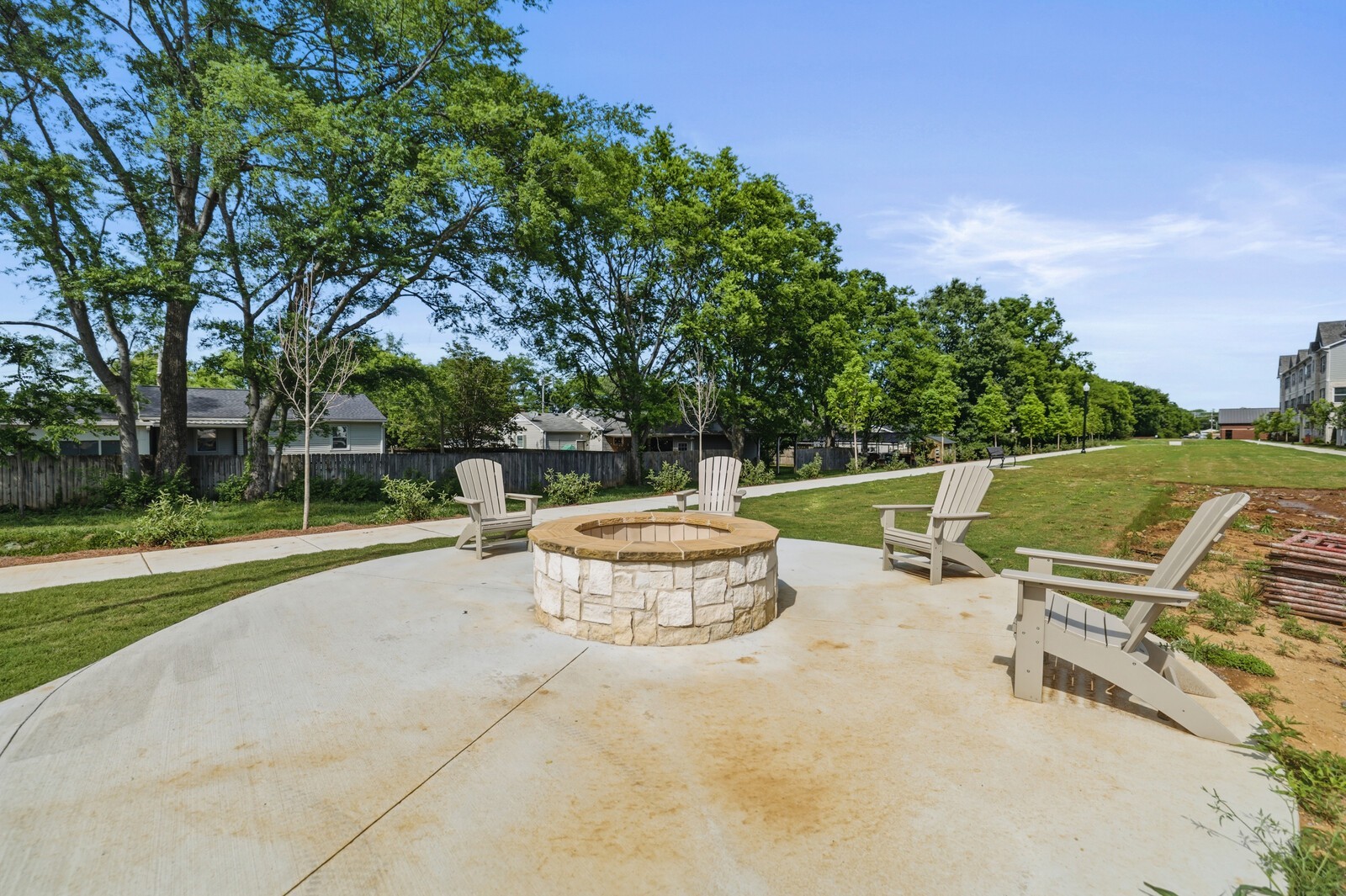132 Rosebush Ln