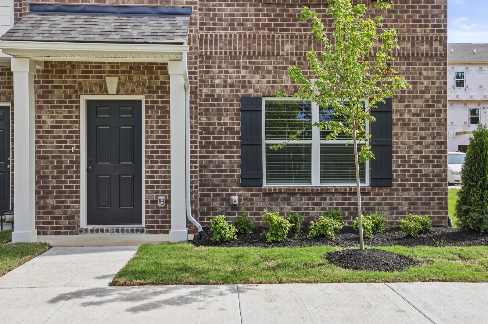 132 Rosebush Ln