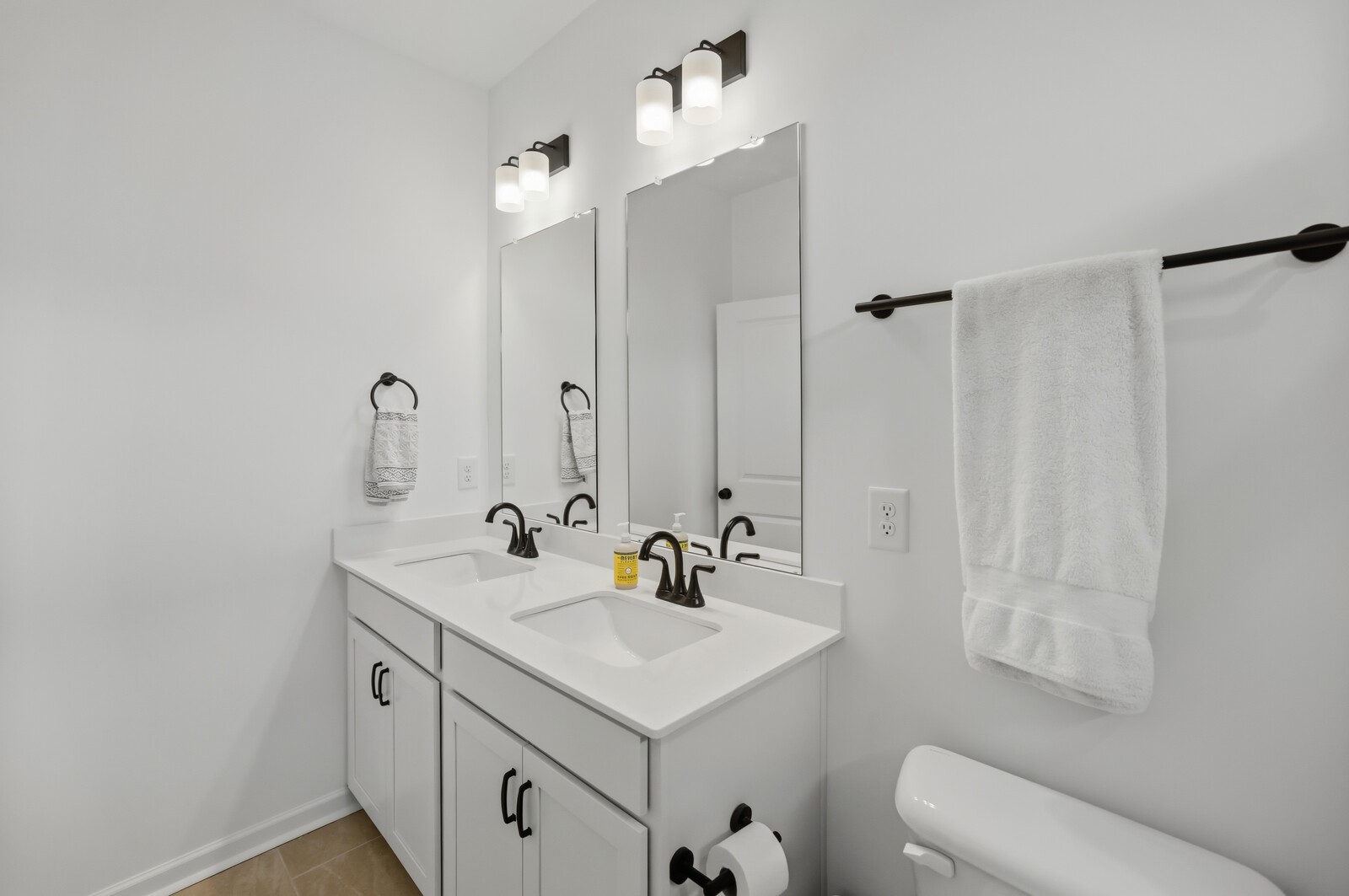 132 Rosebush Ln