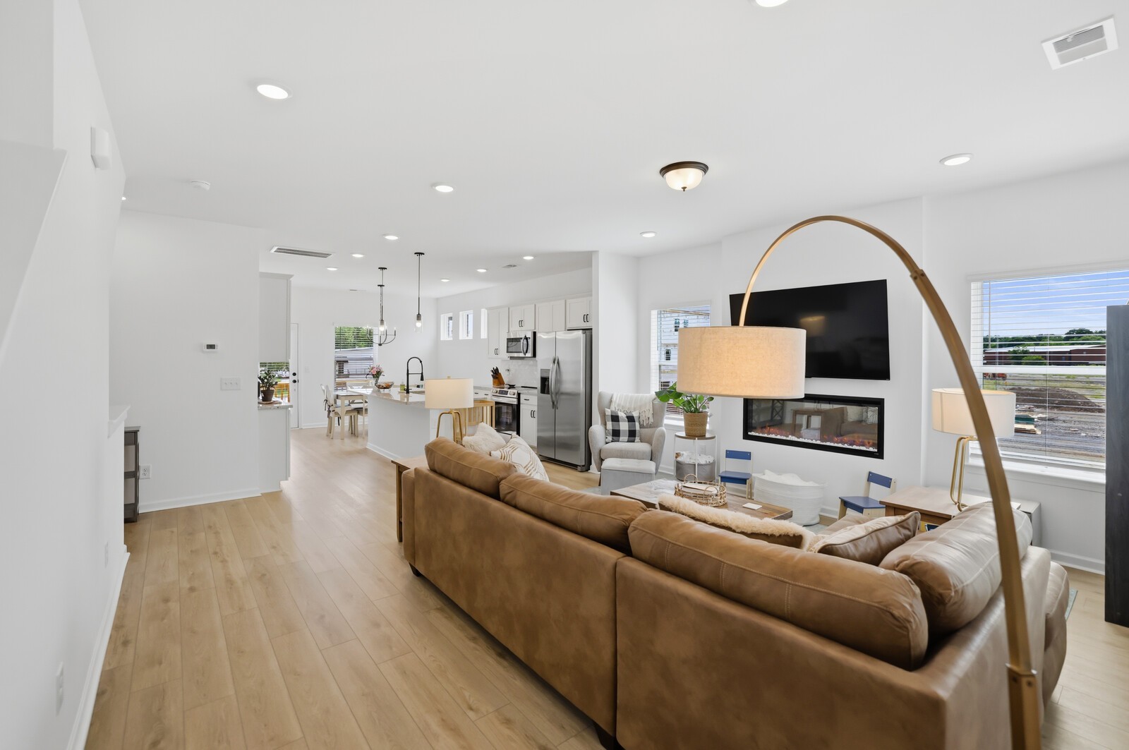 132 Rosebush Ln