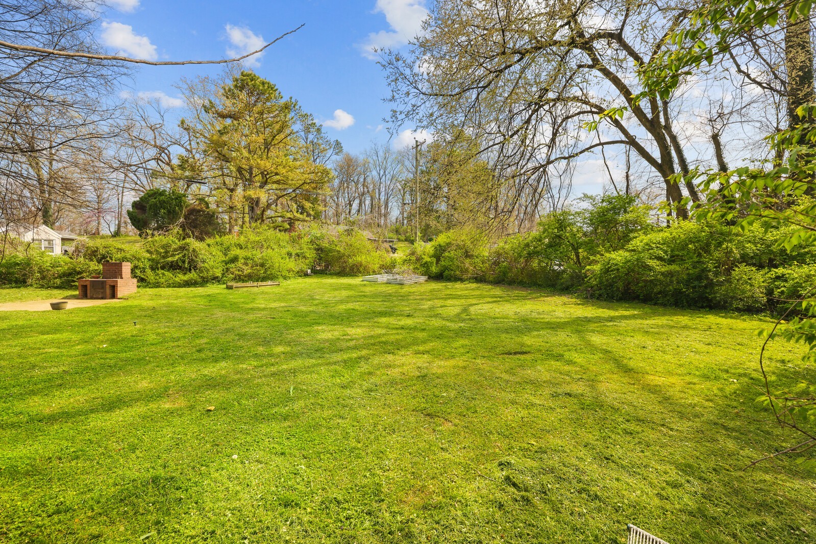 705 Drummond Dr