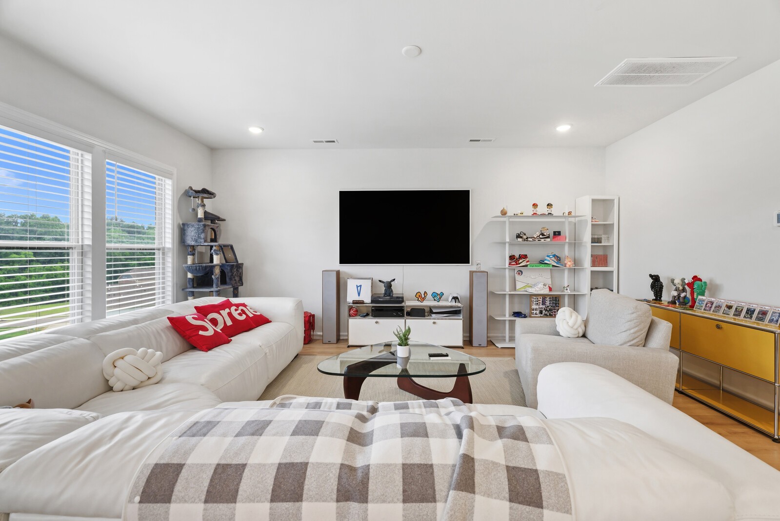 472 Norman Way