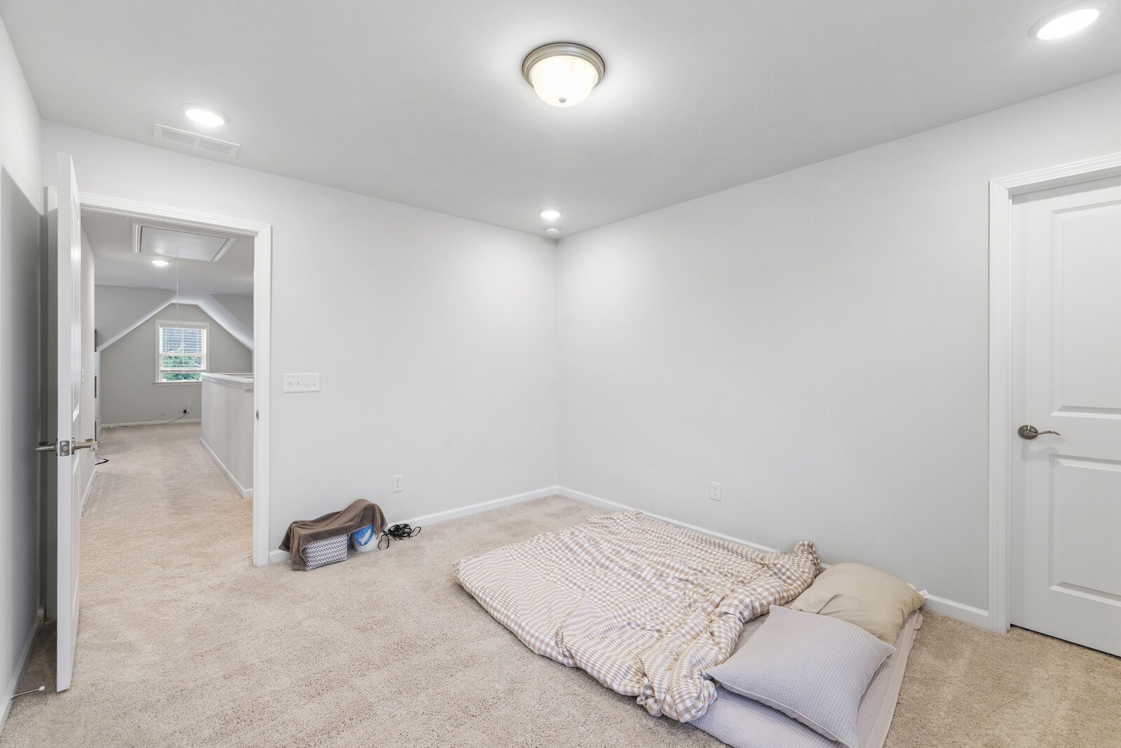 472 Norman Way