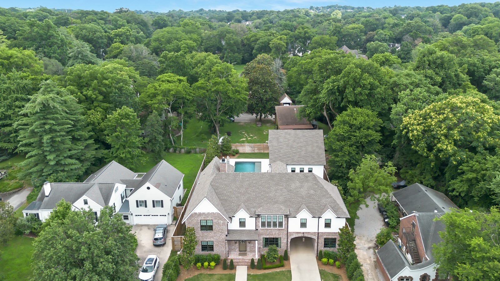 2909 Compton Rd