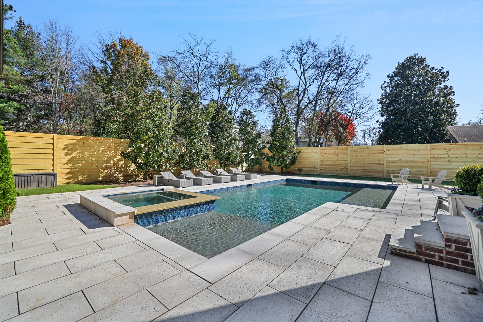 2909 Compton Rd