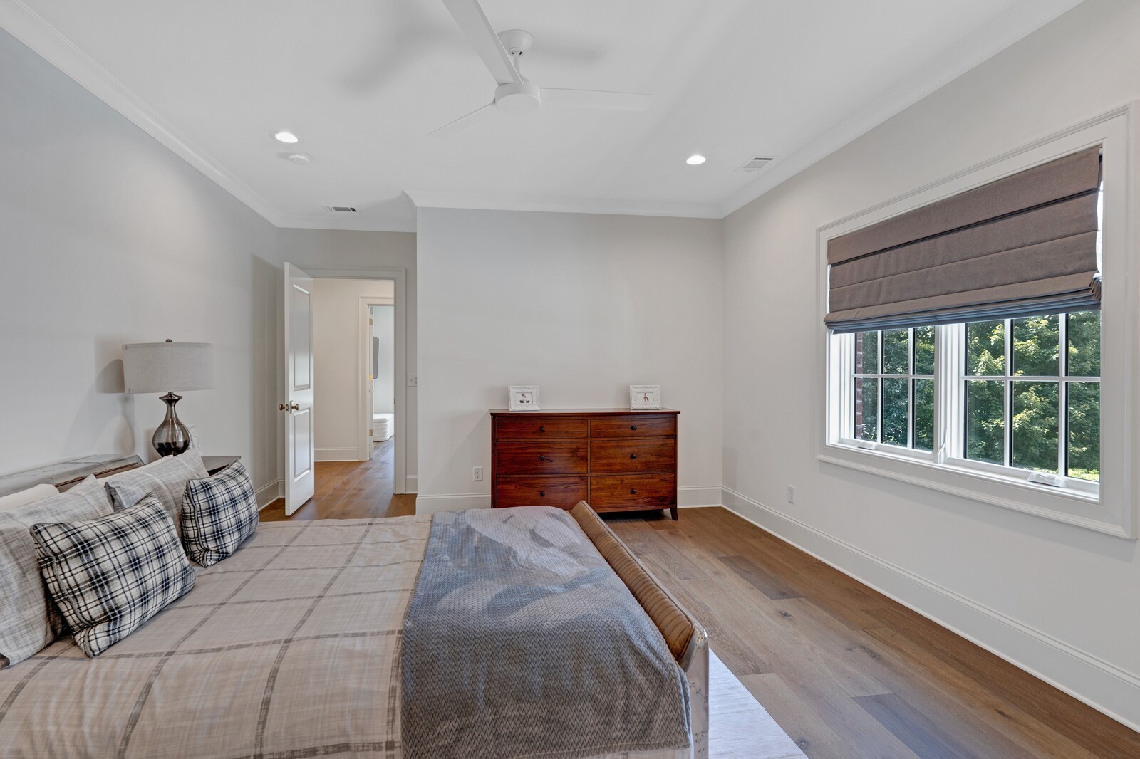2909 Compton Rd