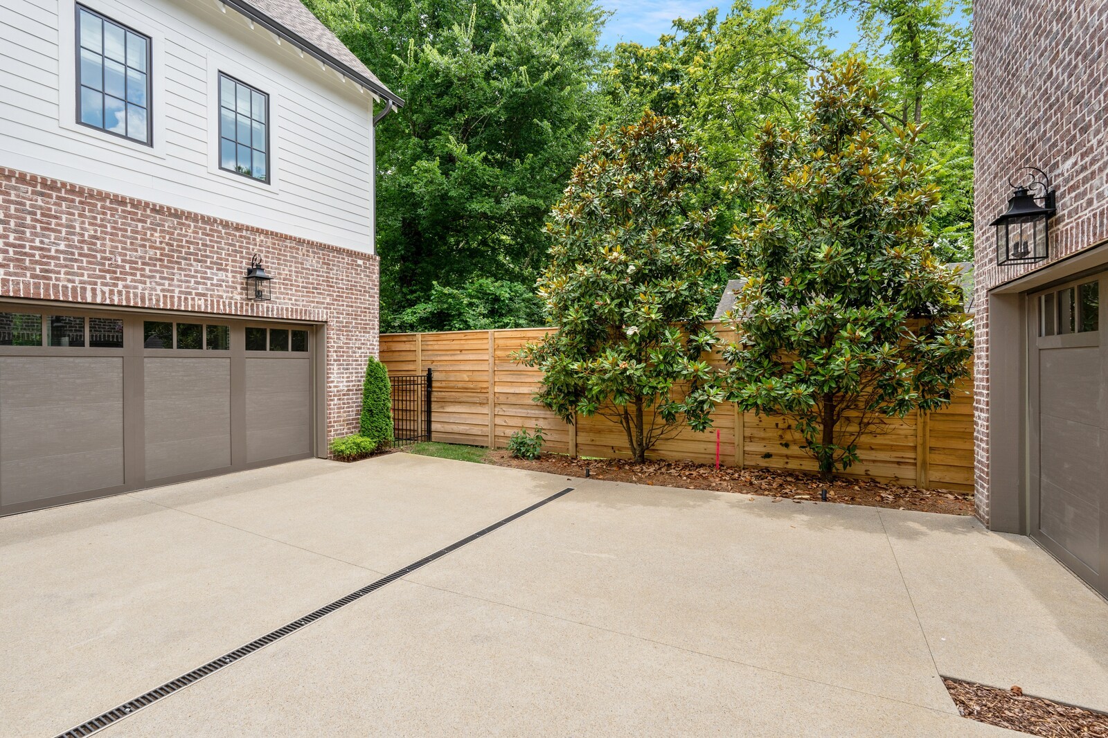 2909 Compton Rd