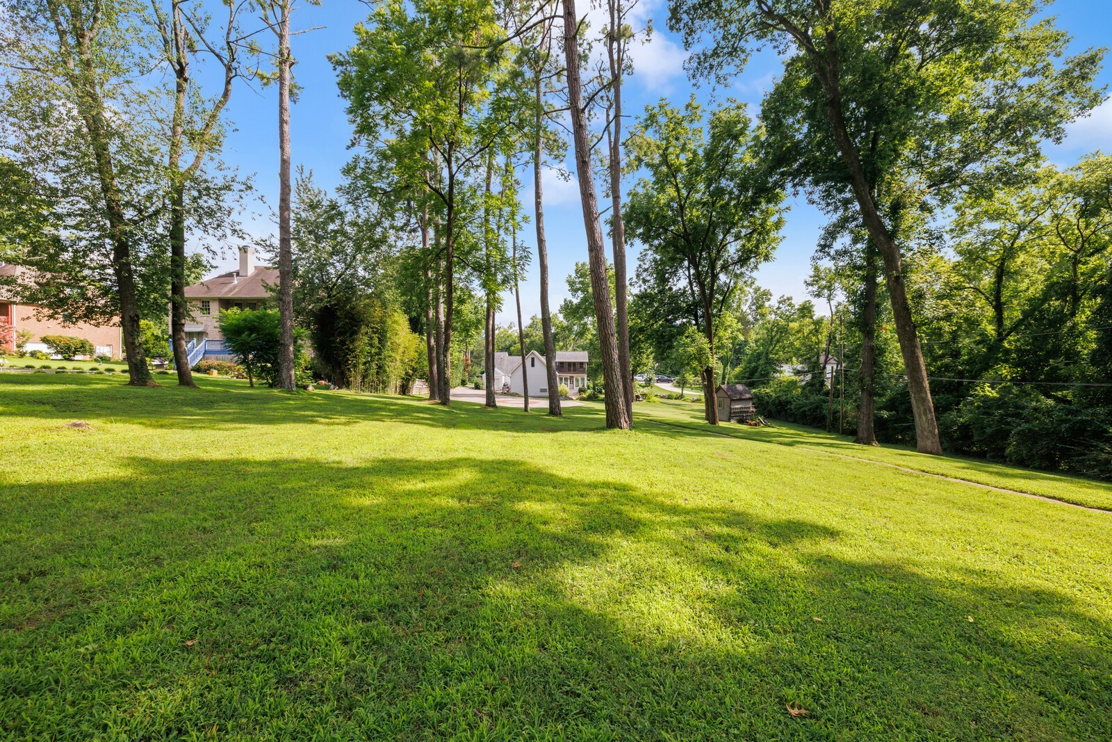 852 Battery Ln