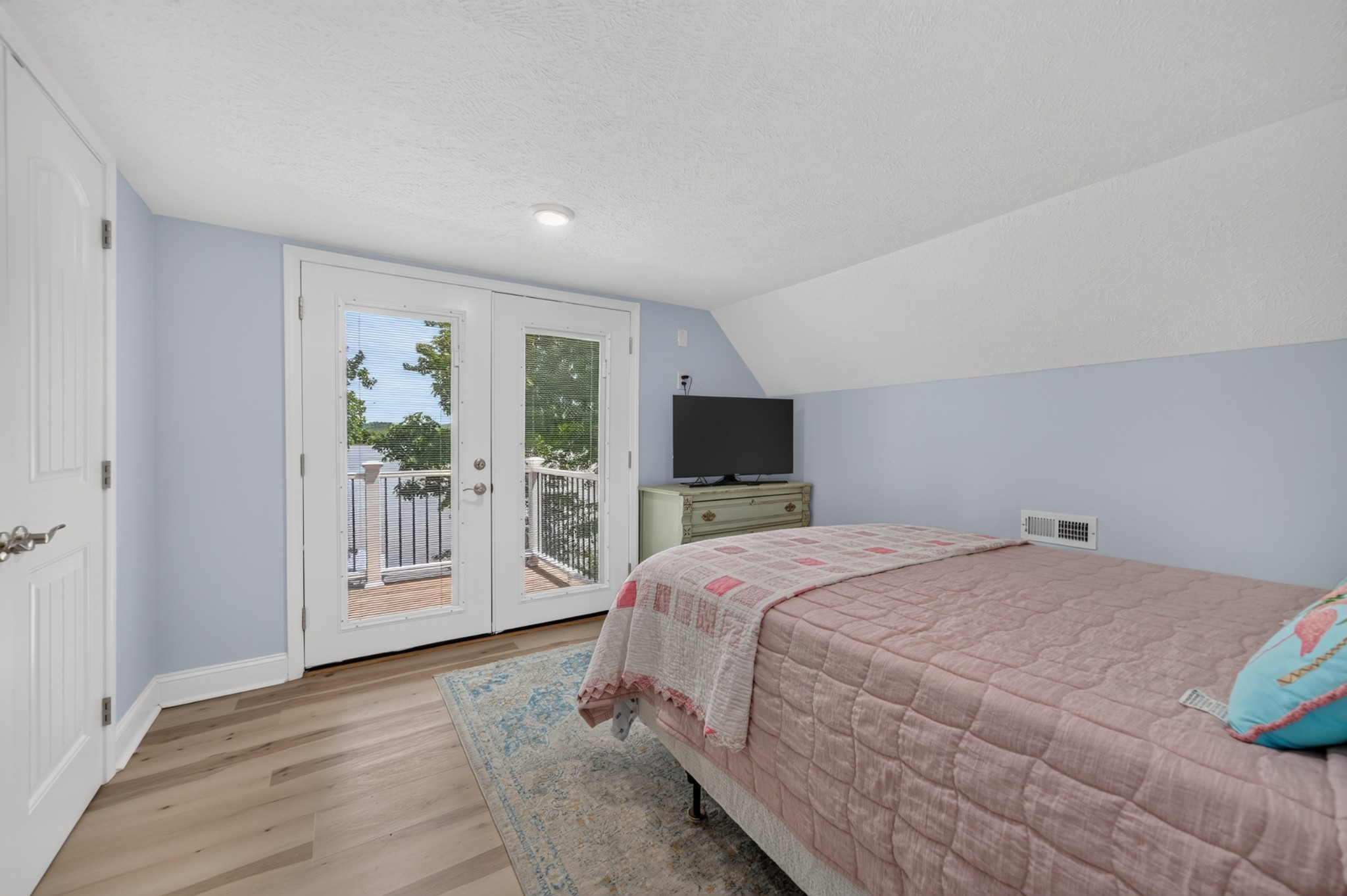 150 Beaverdam Cabin Rd