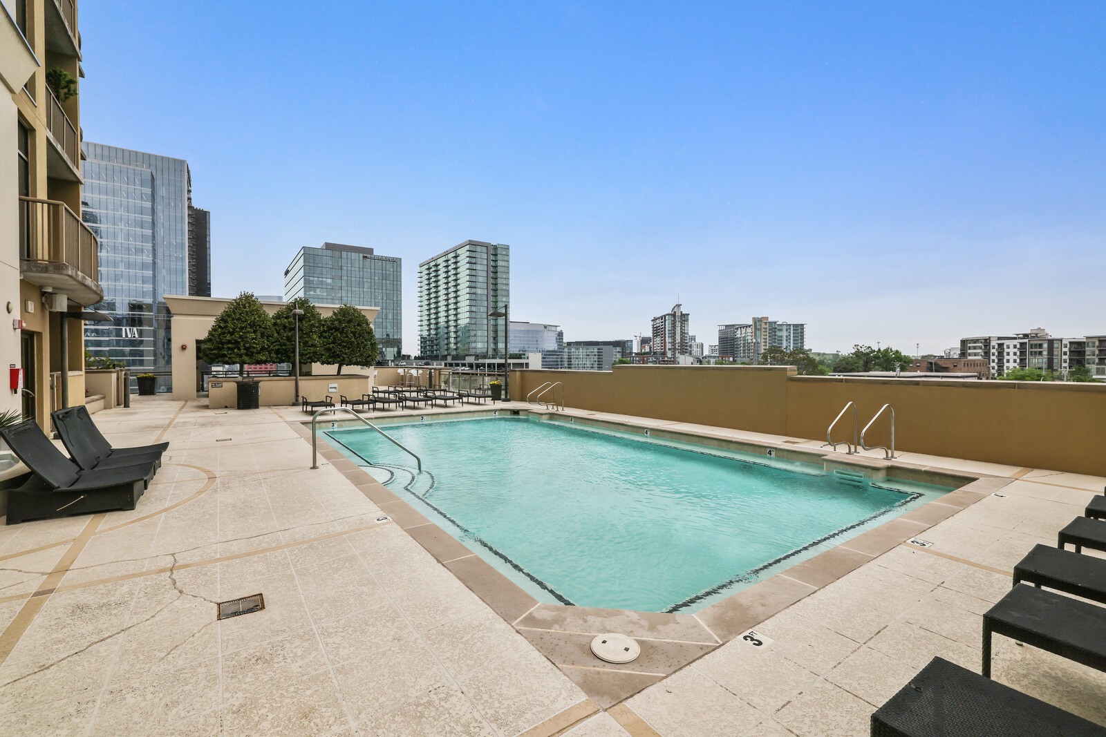 1510 Demonbreun St Unit: 906