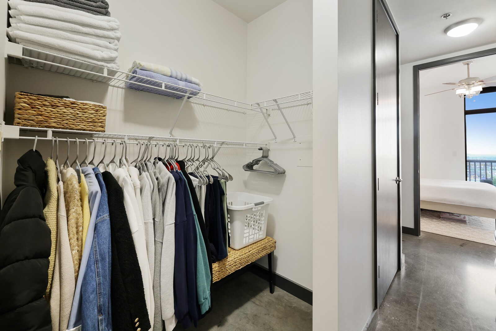 1510 Demonbreun St Unit: 906