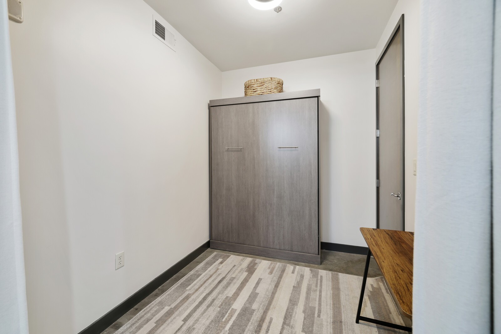 1510 Demonbreun St Unit: 906