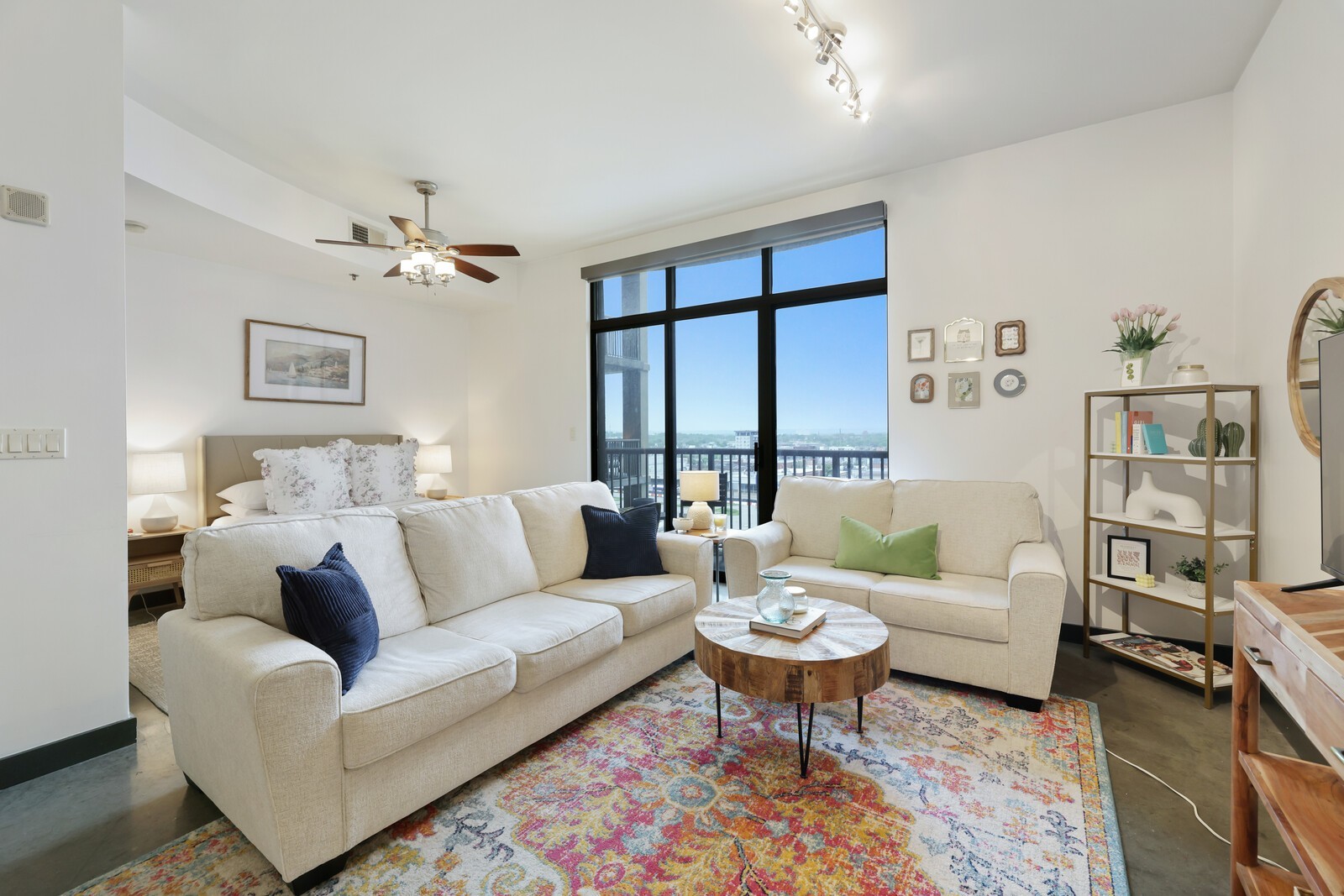 1510 Demonbreun St Unit: 906