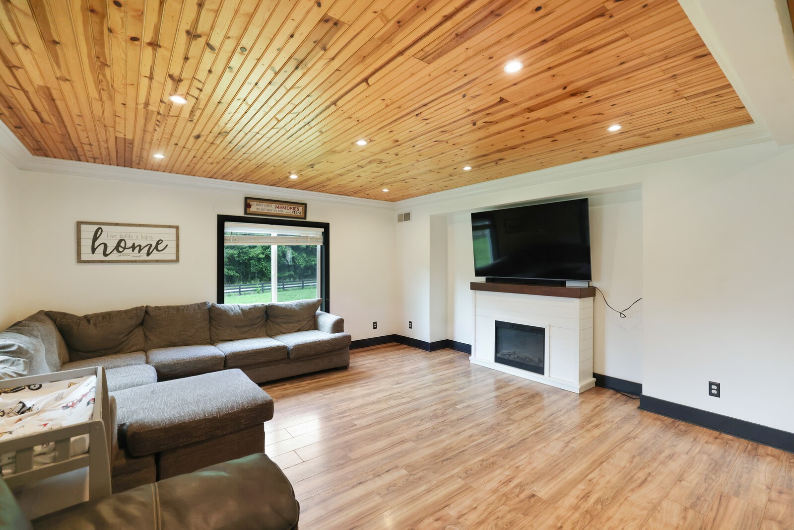 1720 Dog Branch Rd