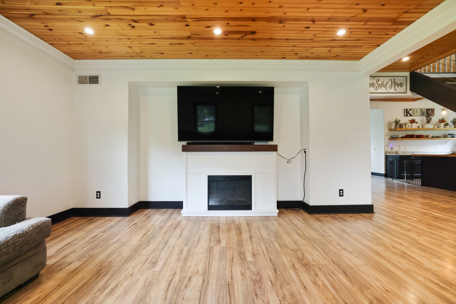 1720 Dog Branch Rd