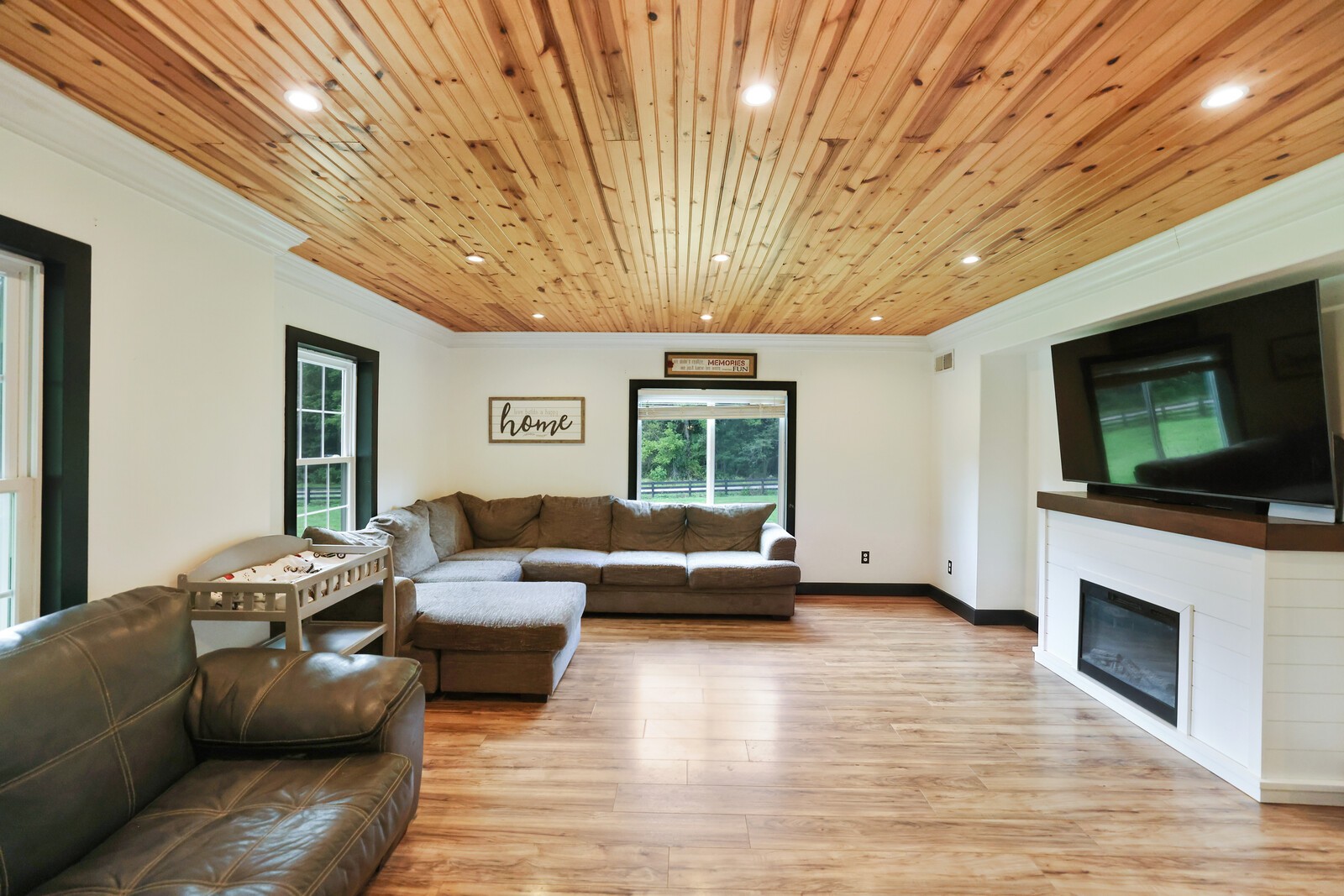 1720 Dog Branch Rd