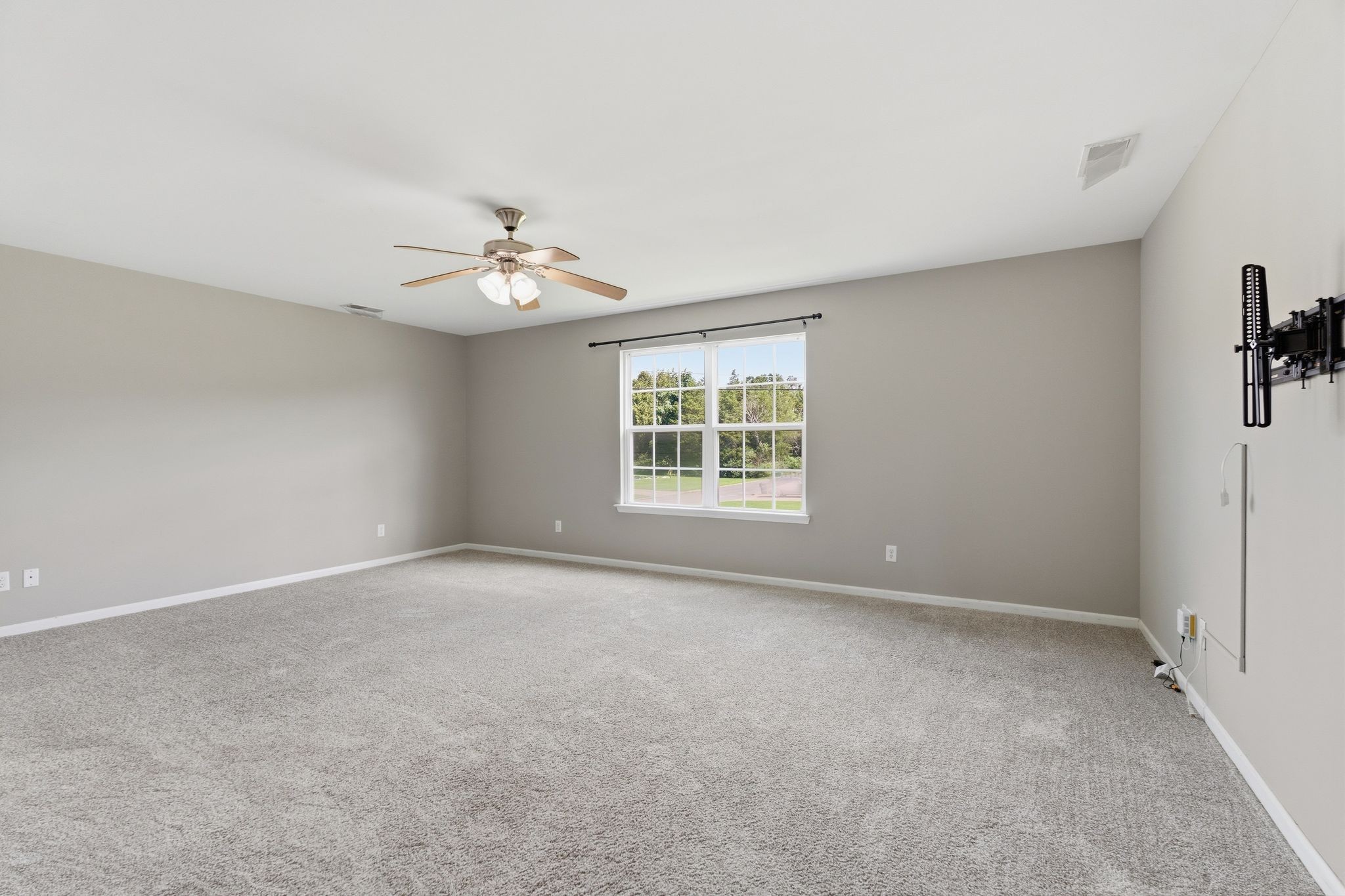 1239 California Dr