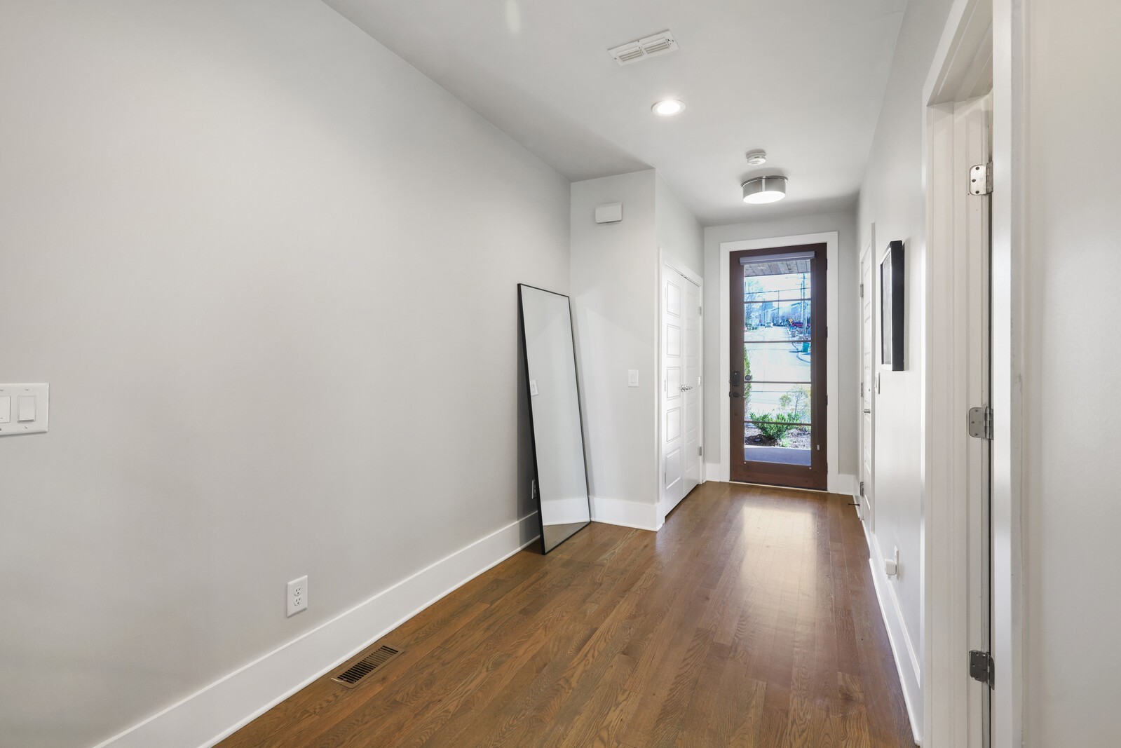 523B Weakley Ave