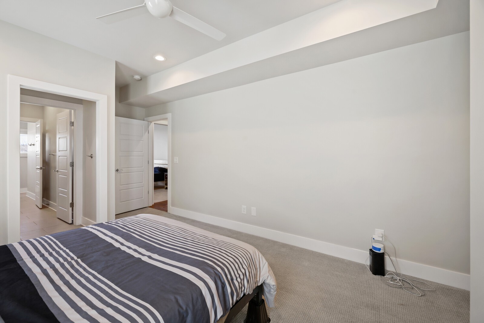 523B Weakley Ave