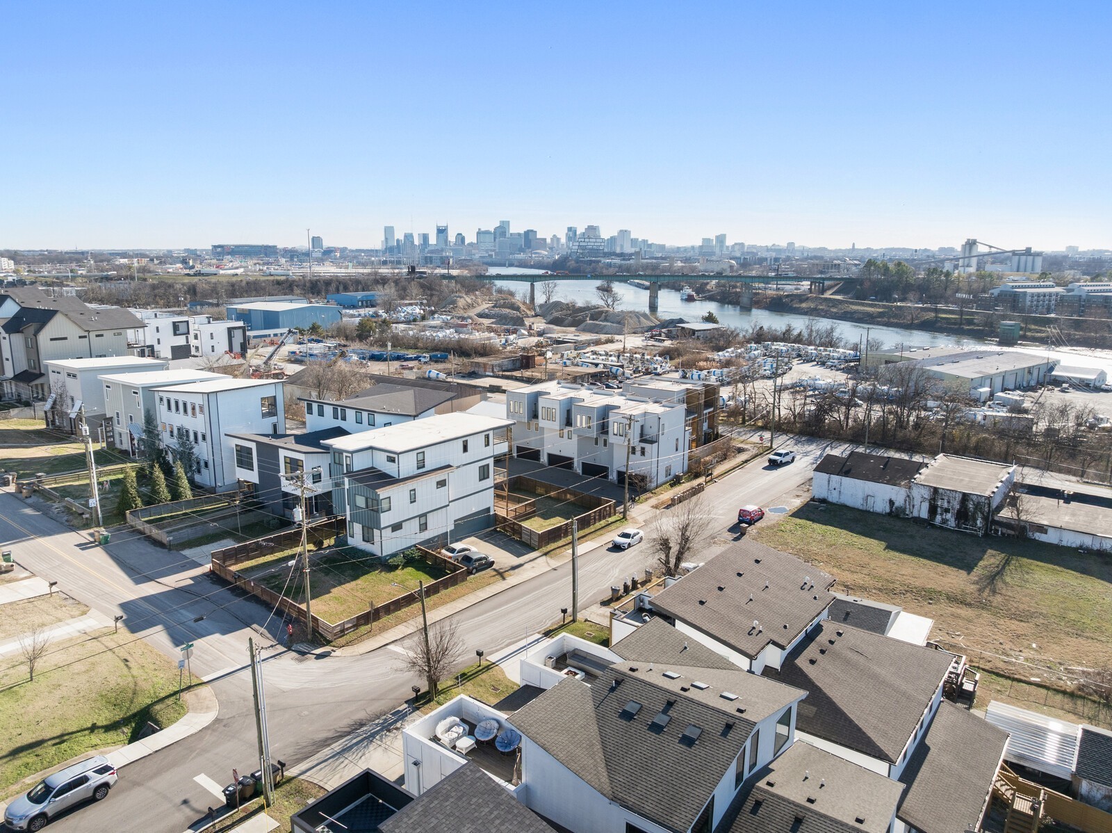 523B Weakley Ave