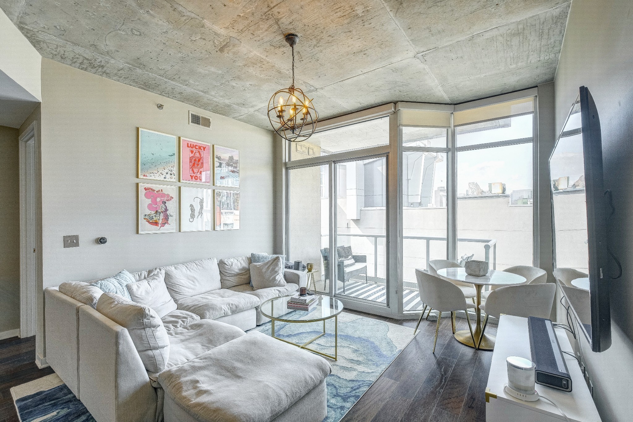 600 12th Ave, S Unit: 738