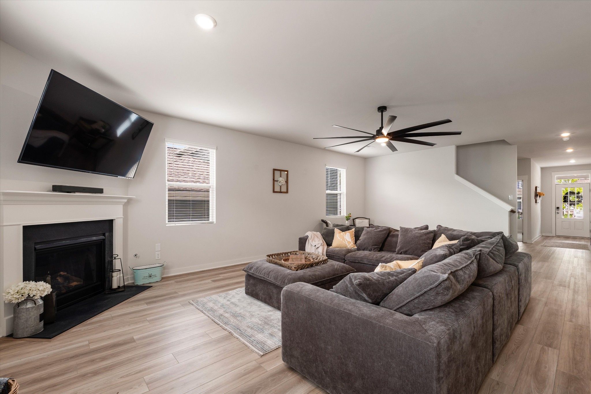 552 Gingerwood Ln