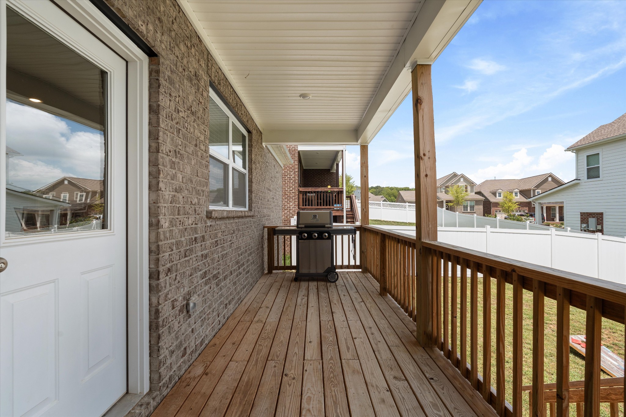 552 Gingerwood Ln