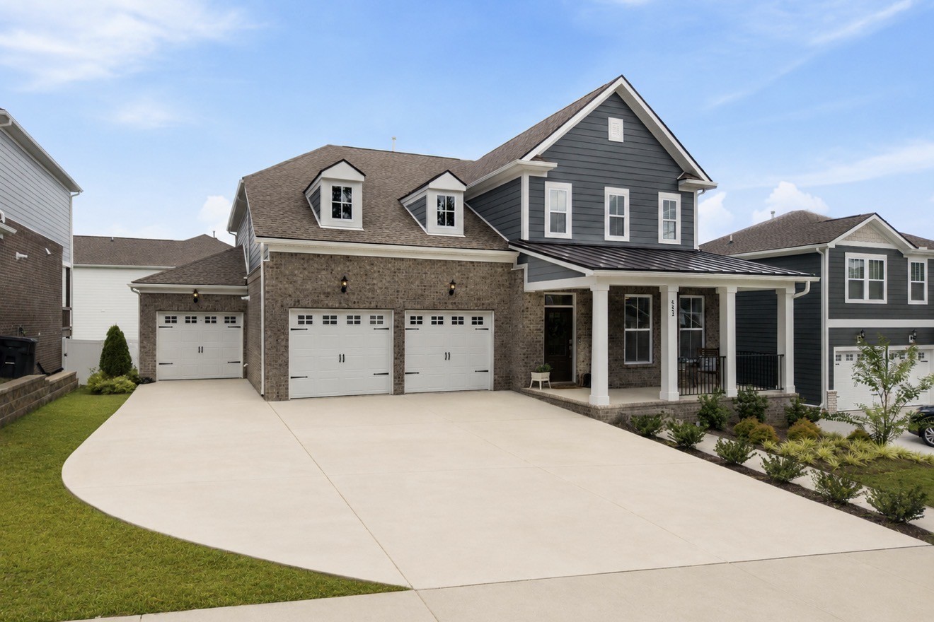 552 Gingerwood Ln