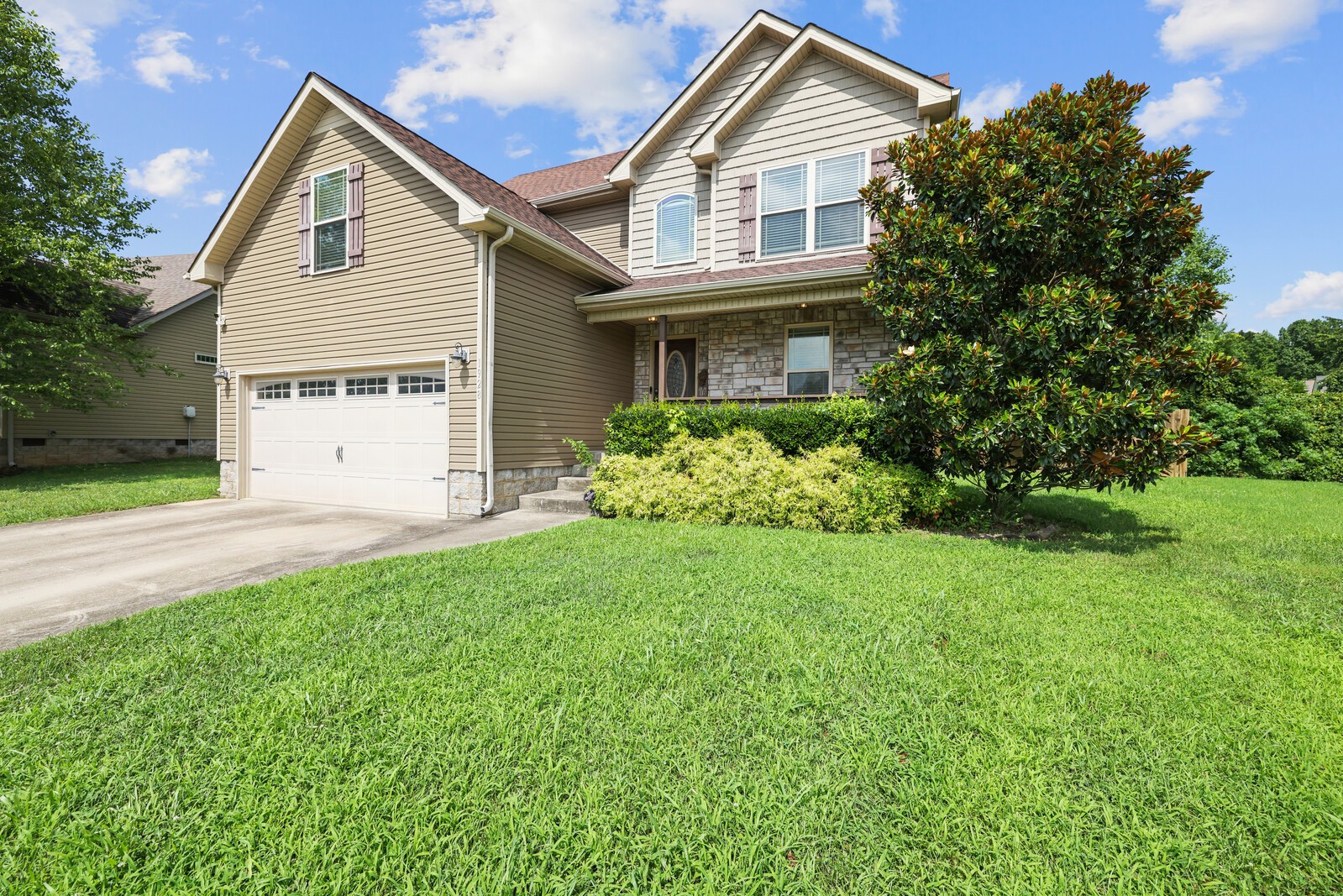 1928 Bell Chase Way