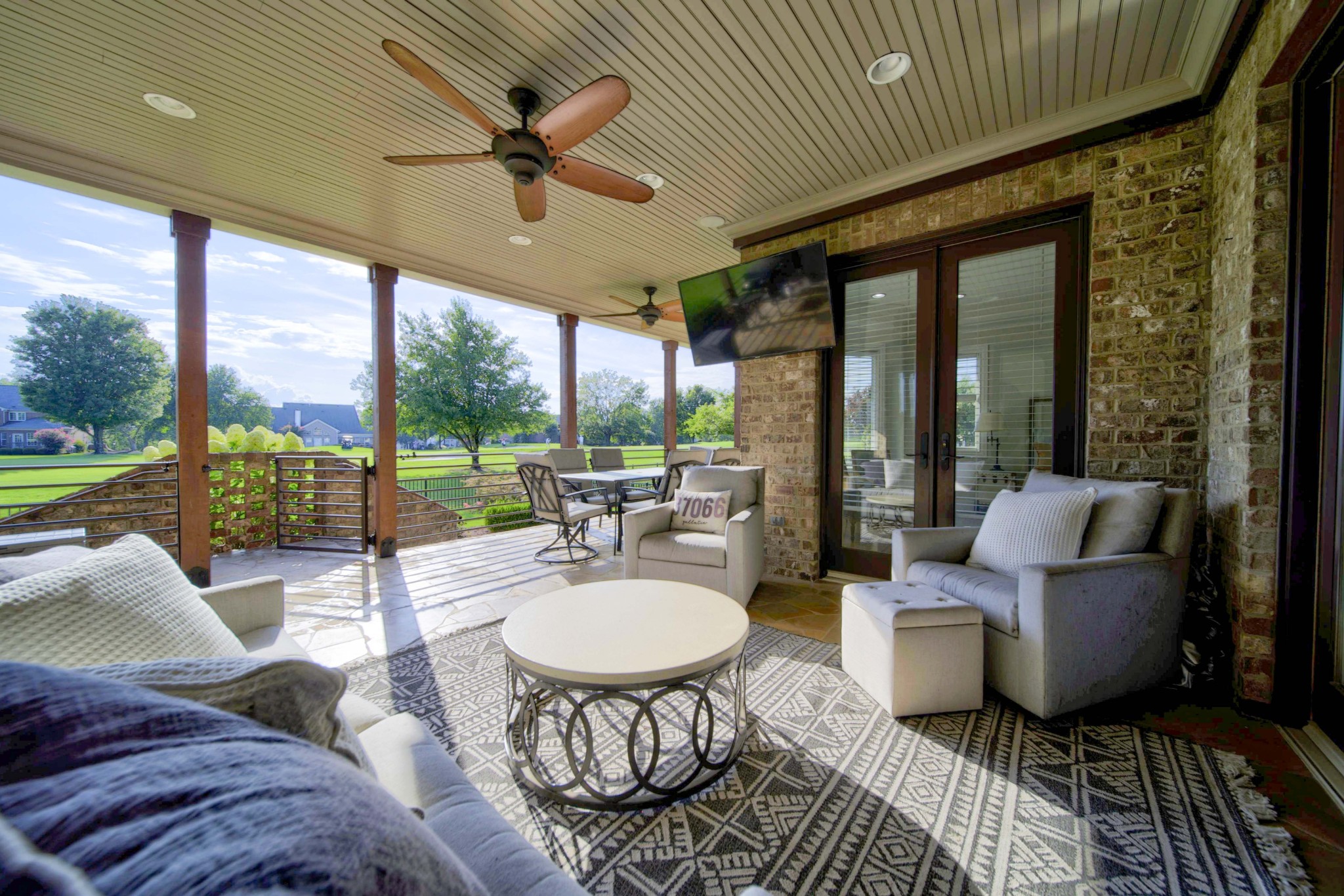 915 John Armfield Ct
