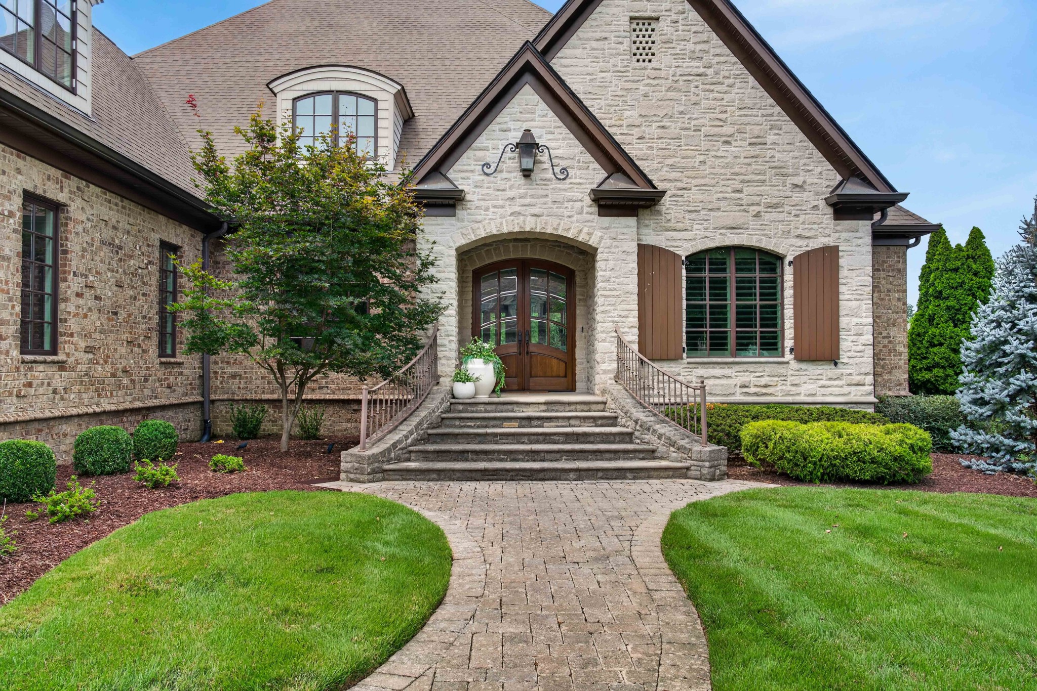 915 John Armfield Ct