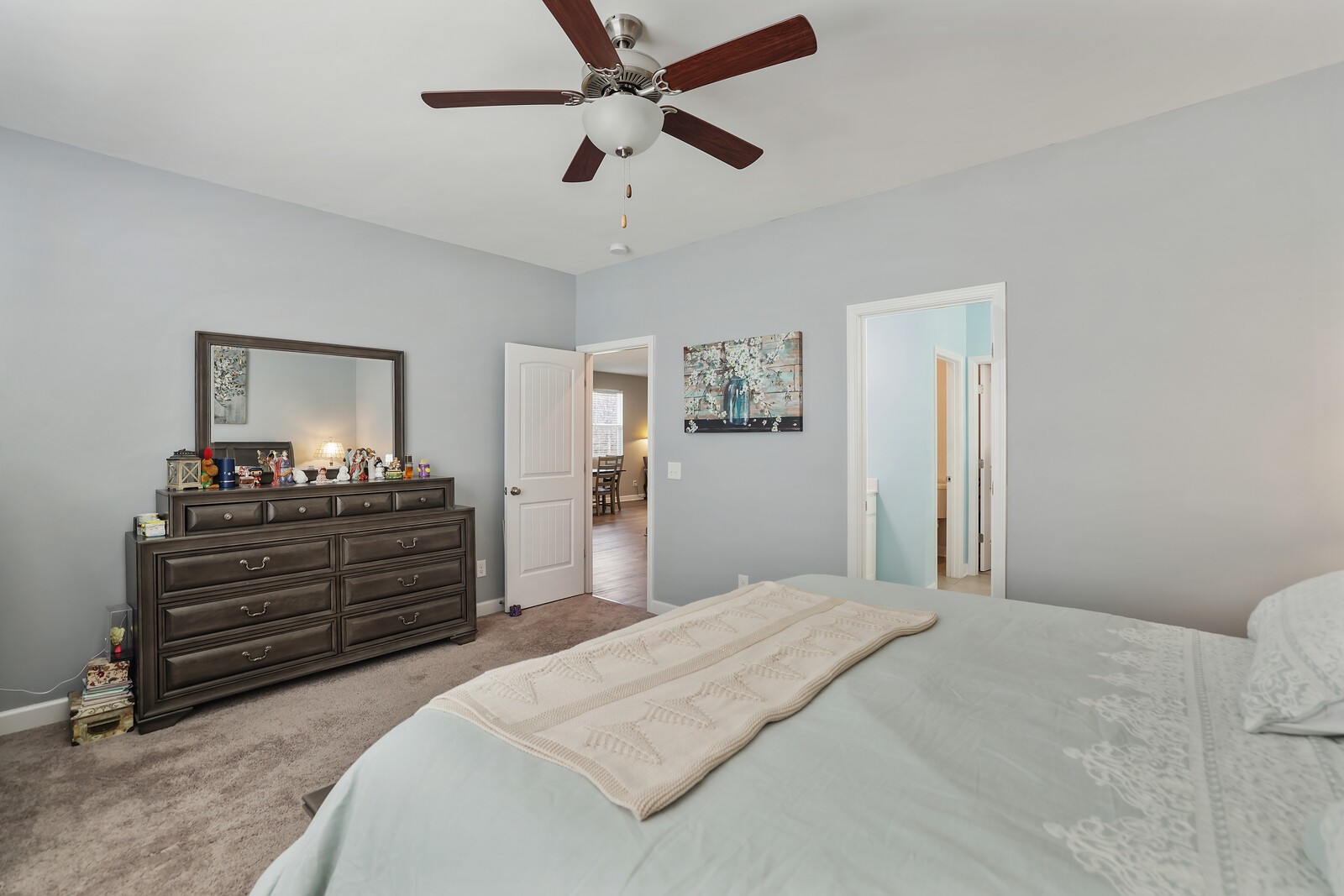 7118 Ivory Way