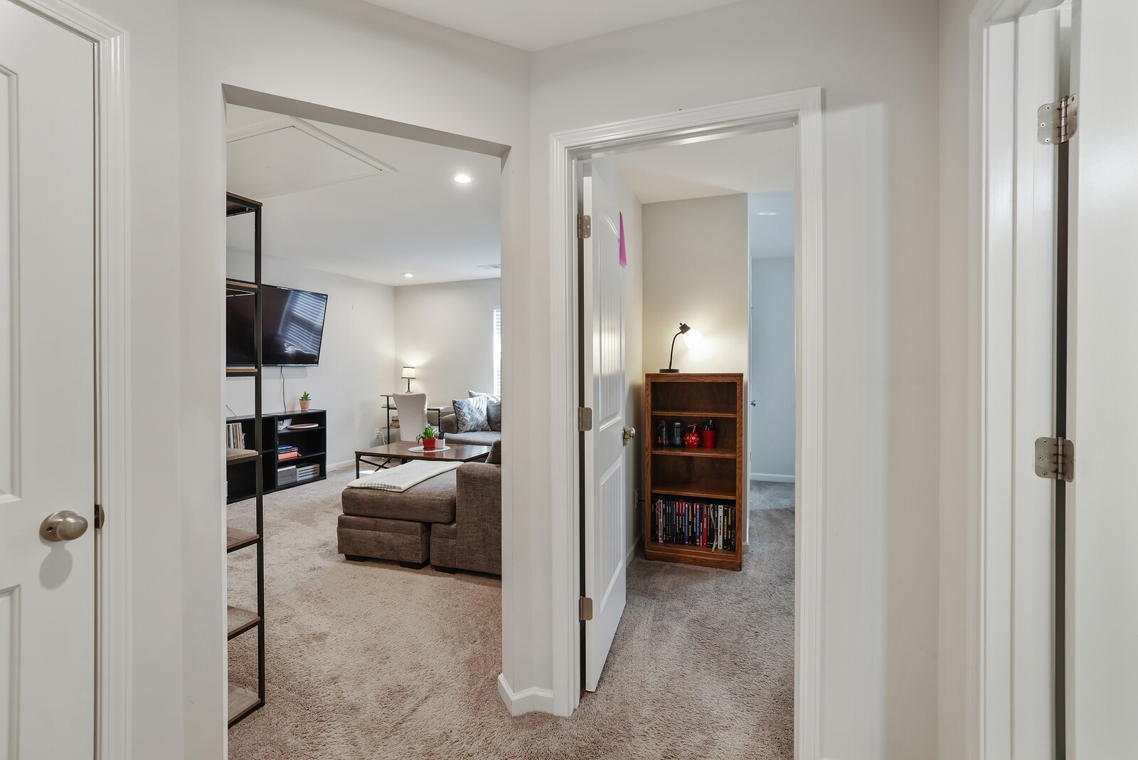 7118 Ivory Way