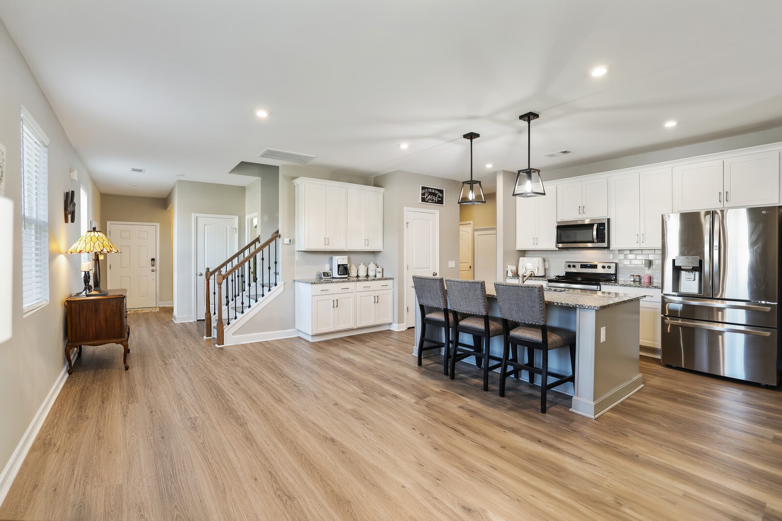7118 Ivory Way