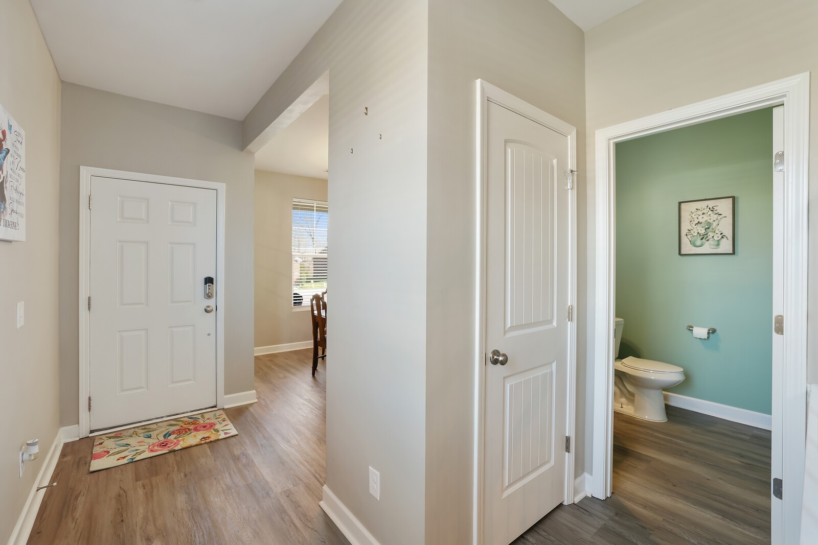 7118 Ivory Way