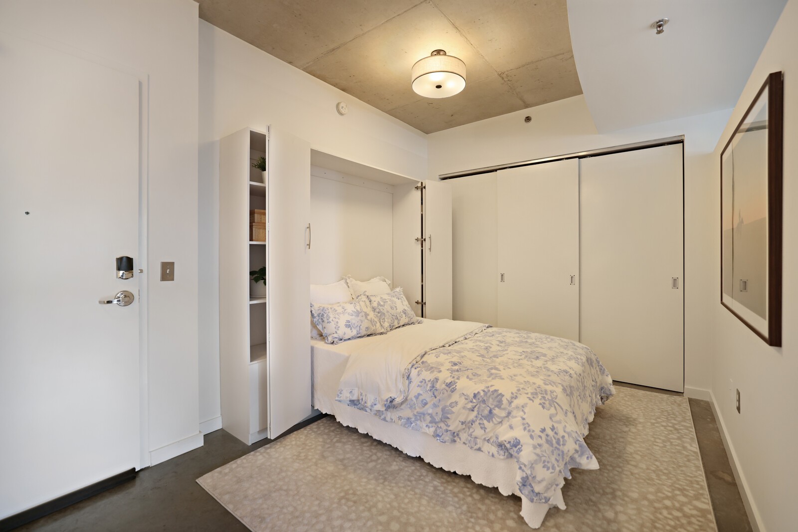 600 12th Ave S Unit: 1706
