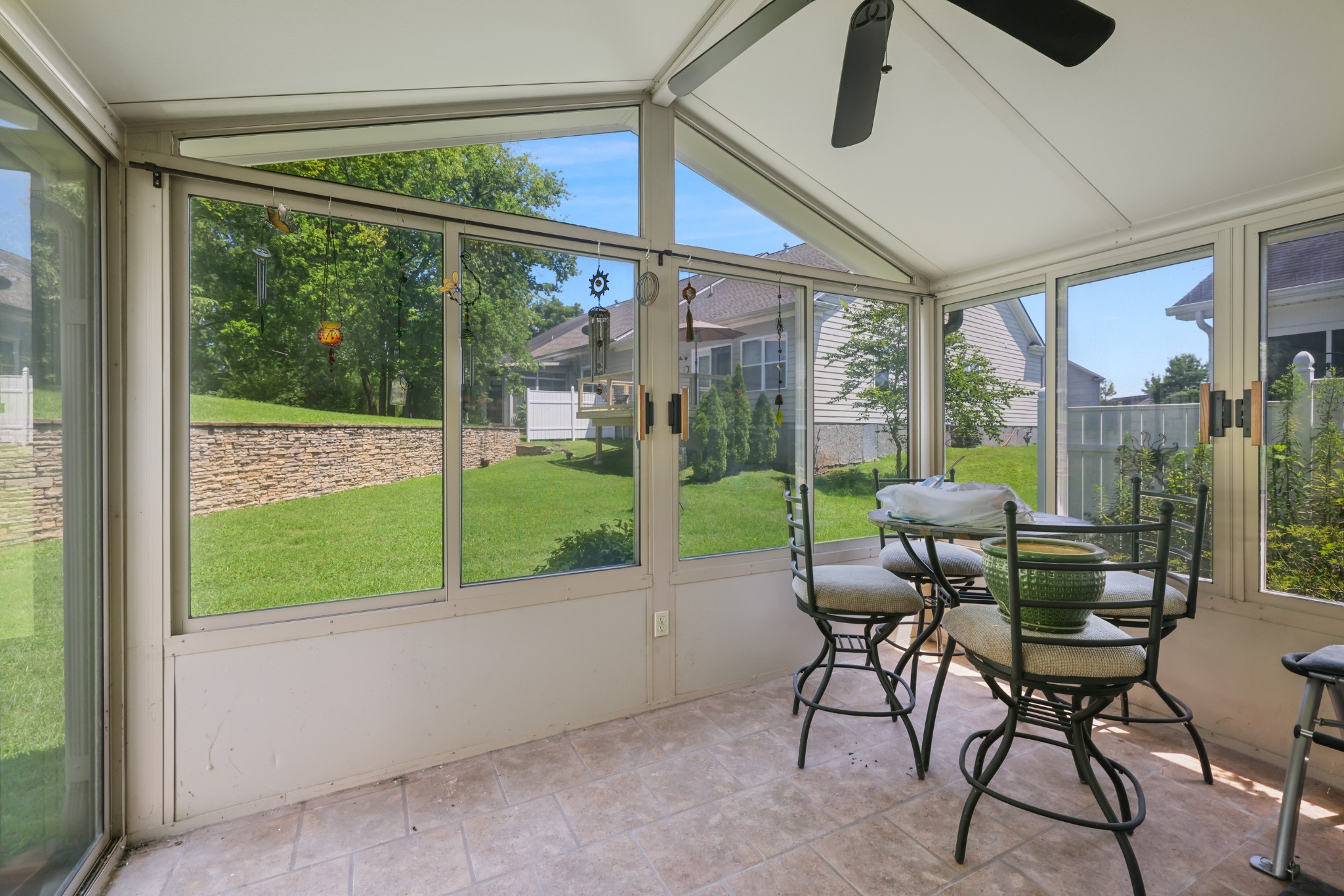 131 Harbor Village Dr