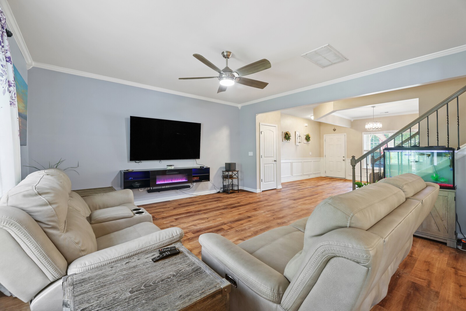 541 Burchell Ln