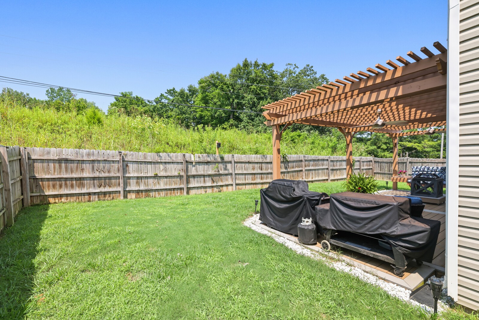 541 Burchell Ln