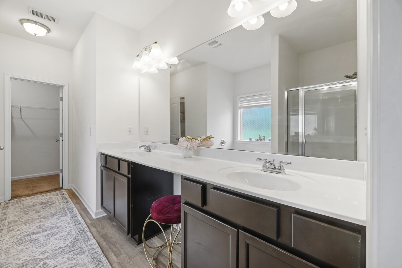 541 Burchell Ln