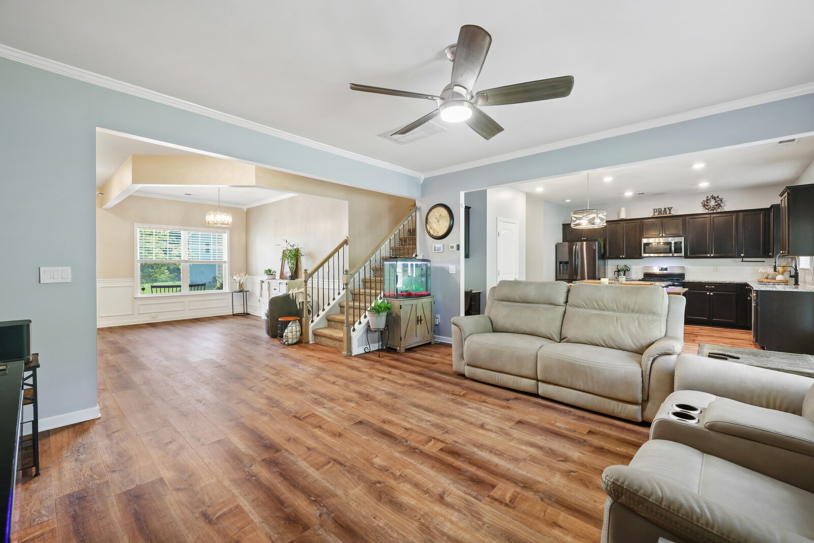 541 Burchell Ln