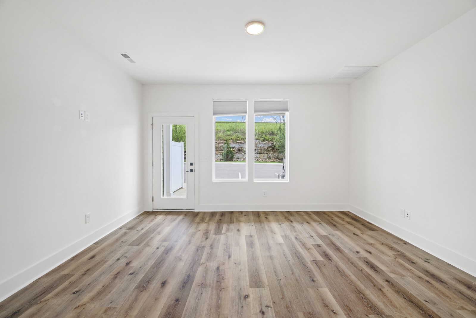 114 Stella Dr