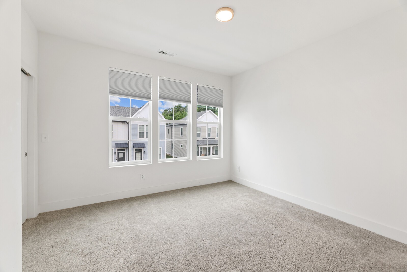 114 Stella Dr