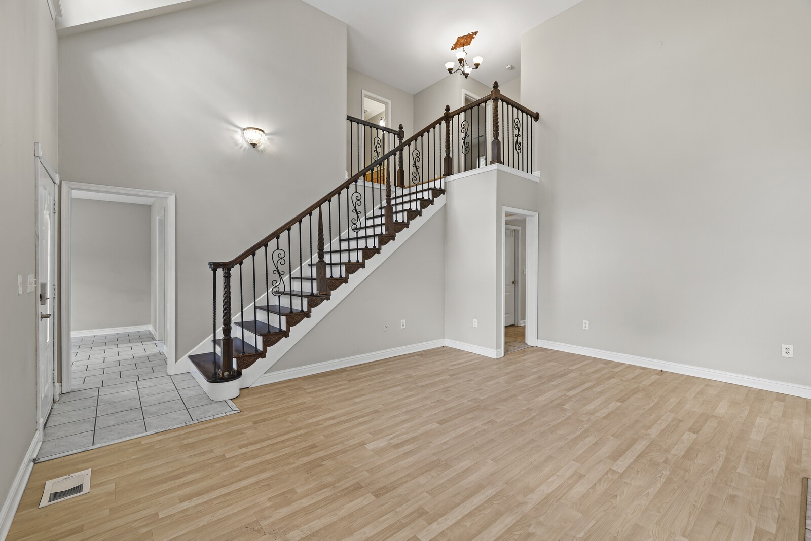 5048 Appalachain Dr