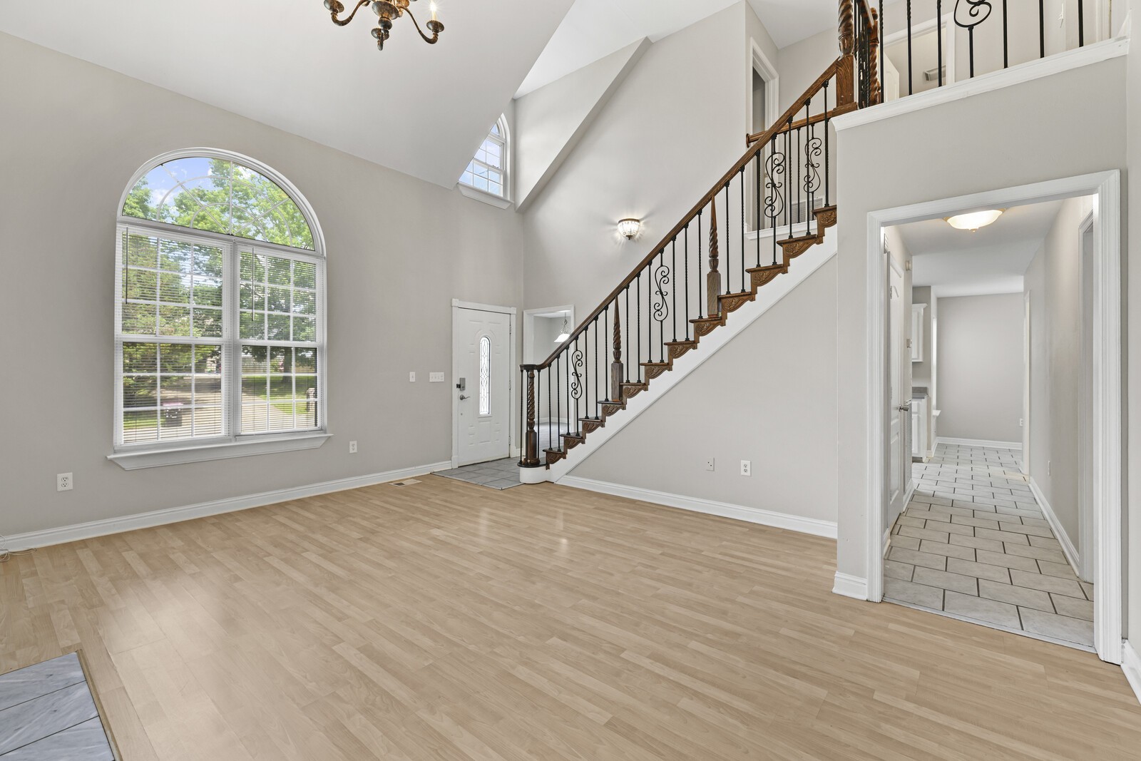 5048 Appalachain Dr